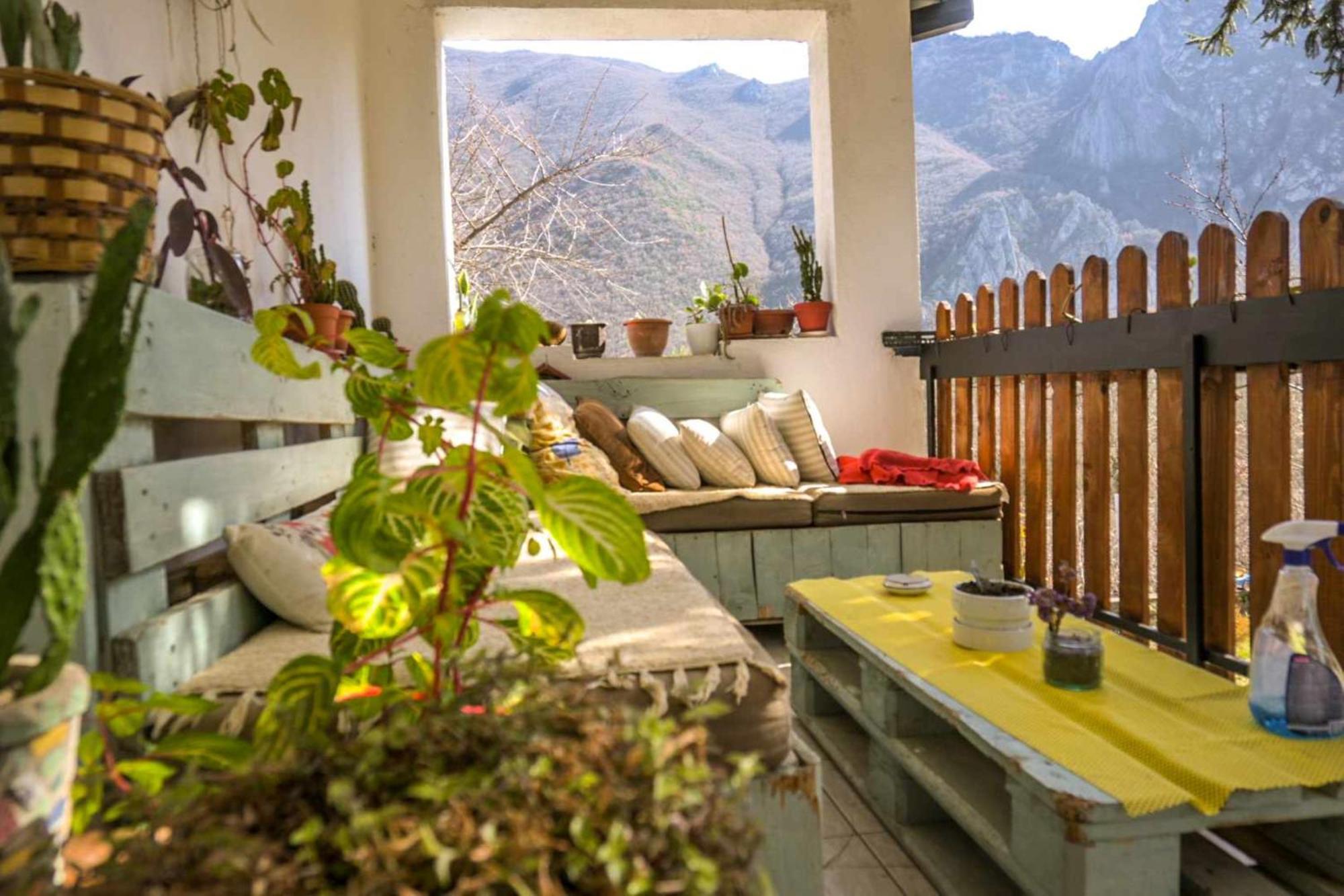 Canyon Matka - Unique Place For Stay สโกเปีย ภายนอก รูปภาพ